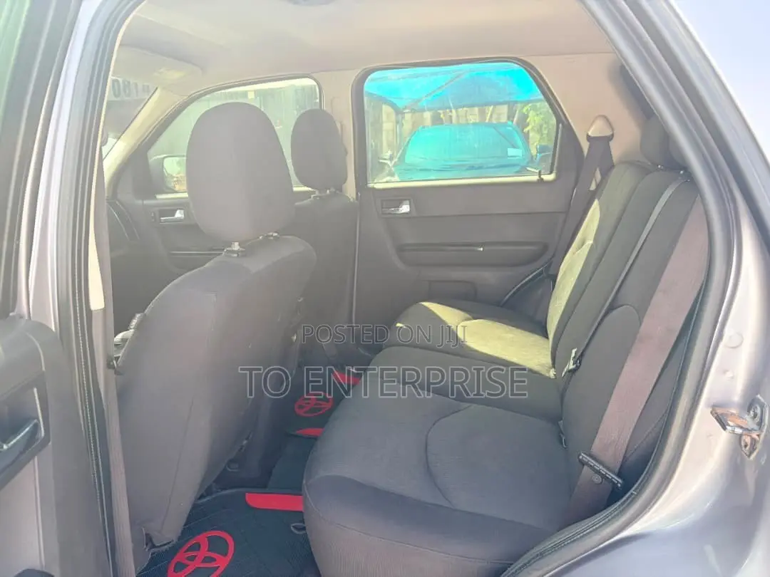 Mazda Tribute 2009 Gray