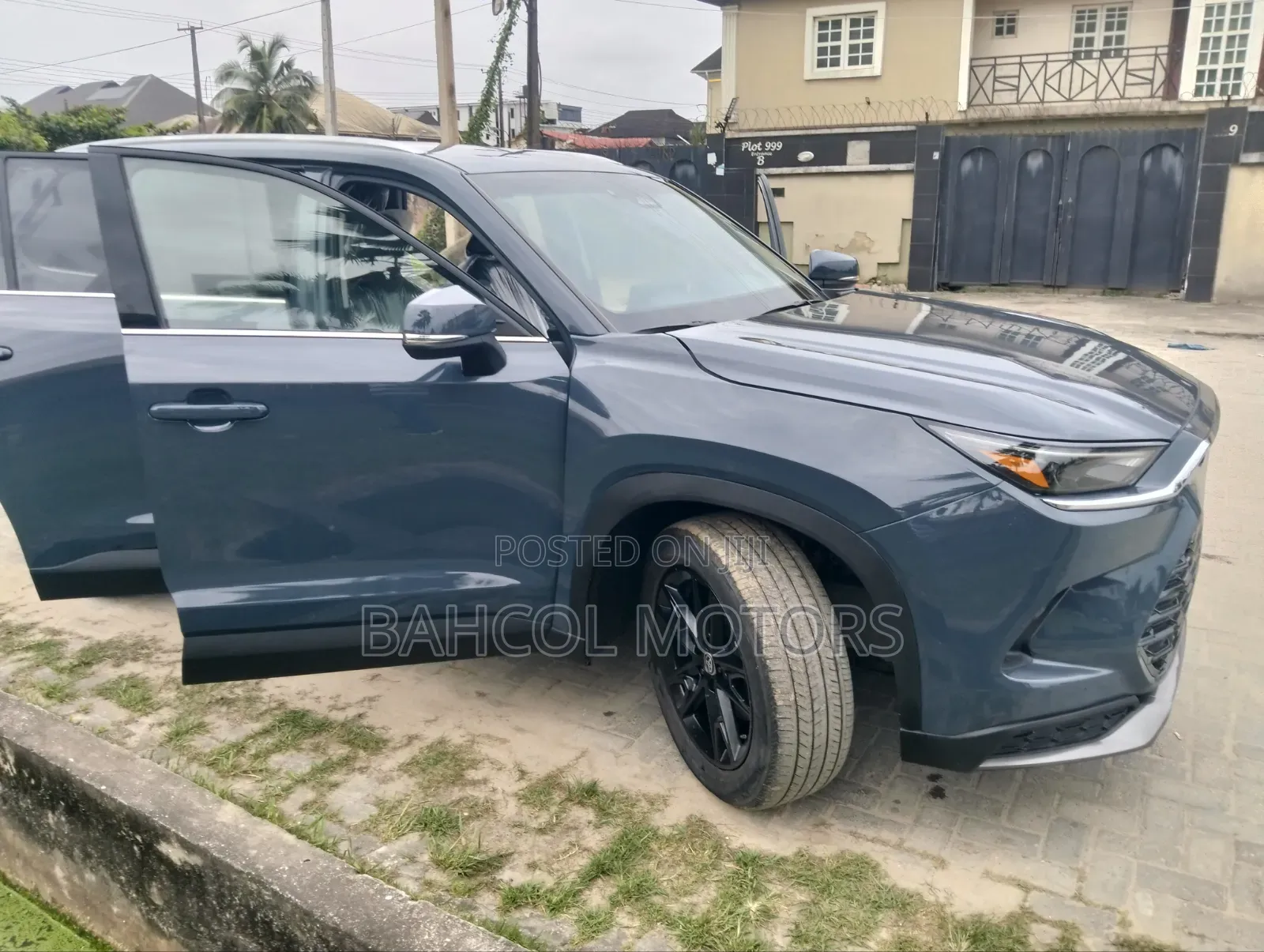 Toyota Grand Highlander Limited AWD 2024 Blue