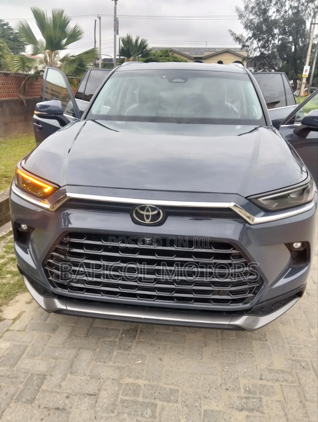 Toyota Grand Highlander Limited AWD 2024 Blue