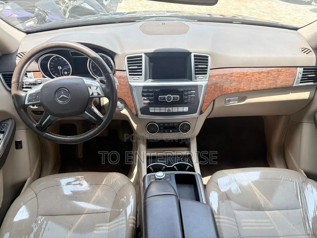 Mercedes-Benz M Class 2013 Black