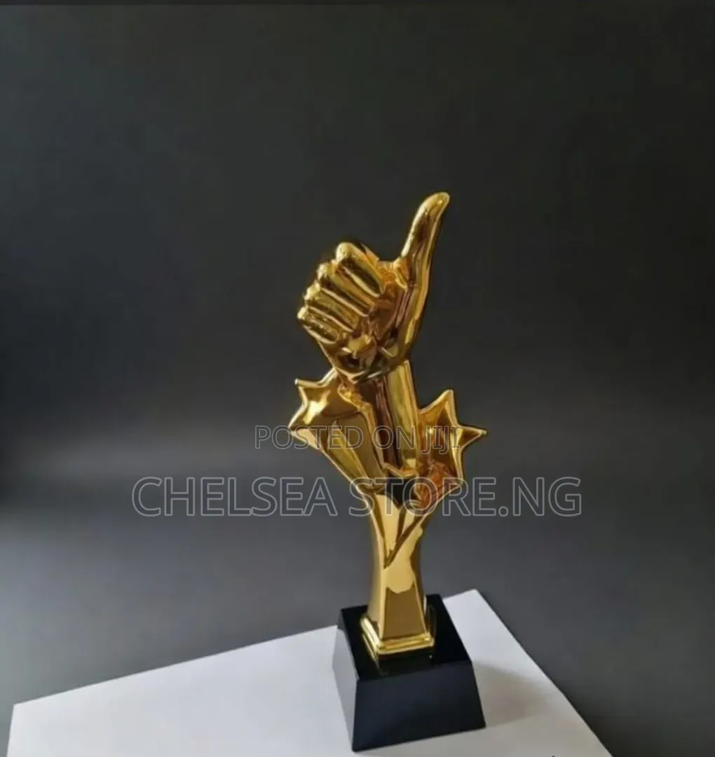 Gold Trophy Zaq10