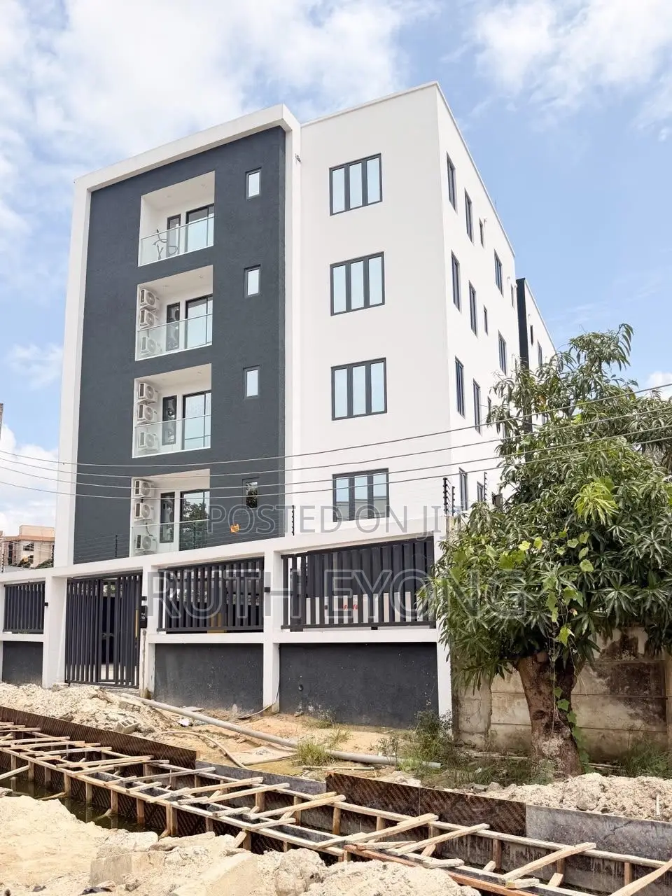 3bdrm Apartment in Ikoyi for sale