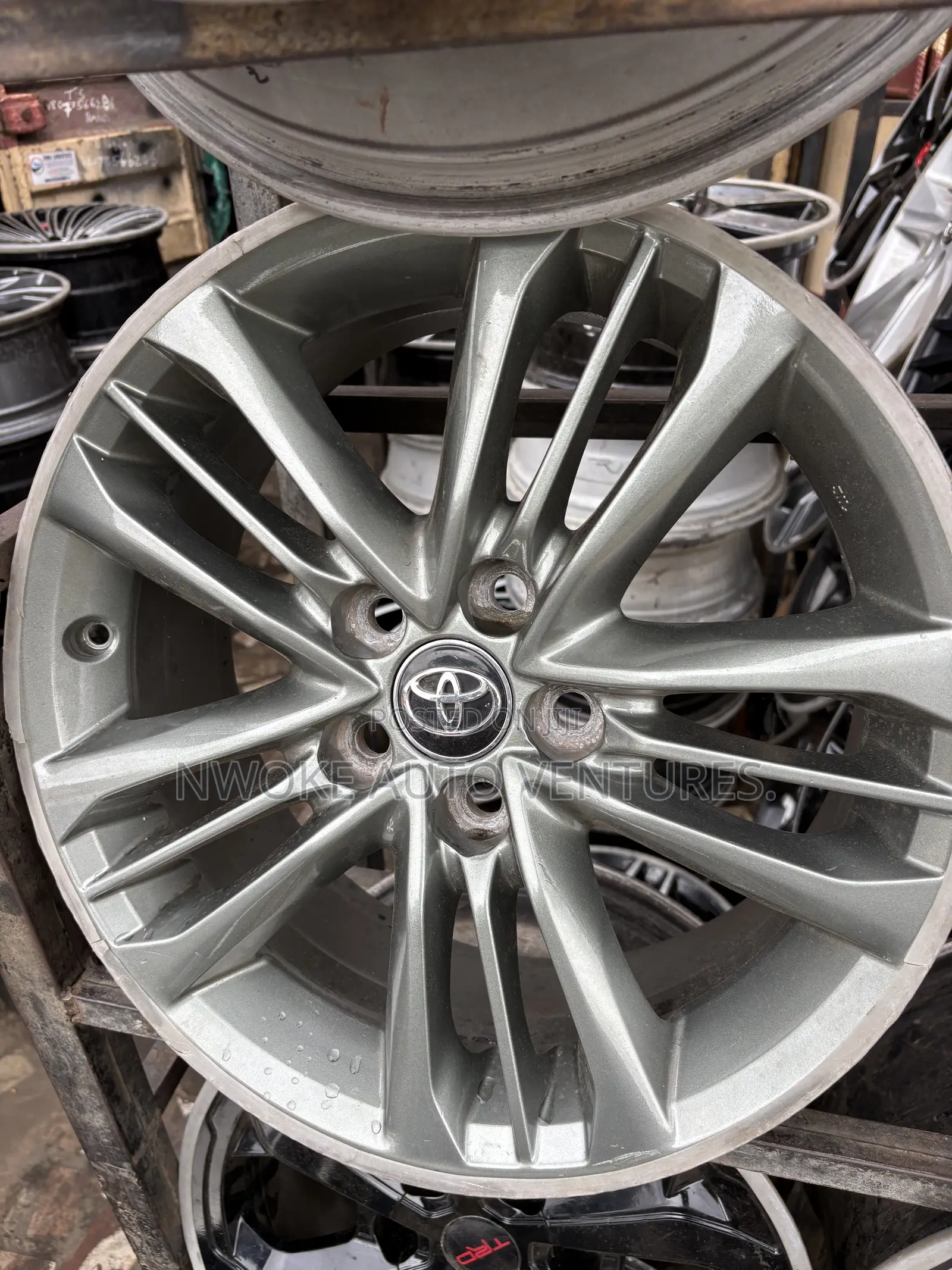 17 Inches for Toyota Camry 2020 Model
