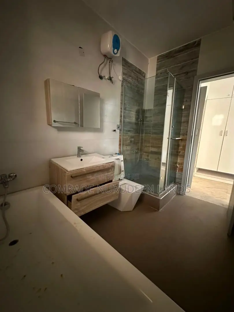 4bdrm Duplex in Ikate for rent