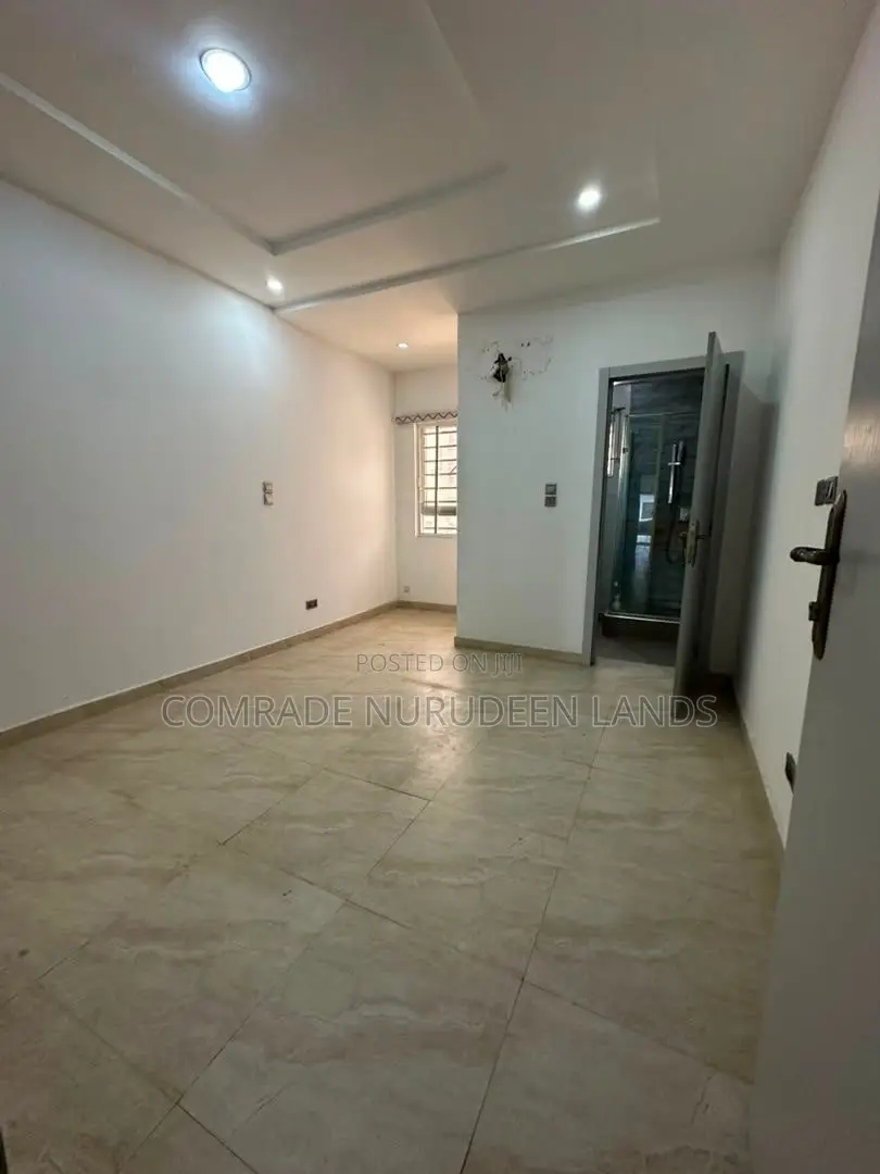 4bdrm Duplex in Ikate for rent