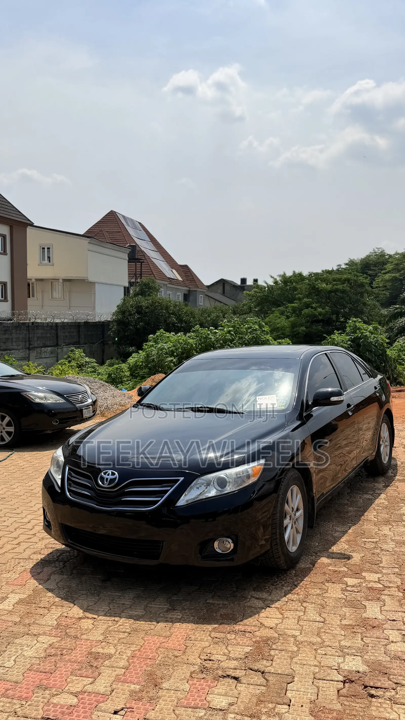 Toyota Camry XLE 4dr Sedan (2.5L 4cyl 6A) 2011 Black