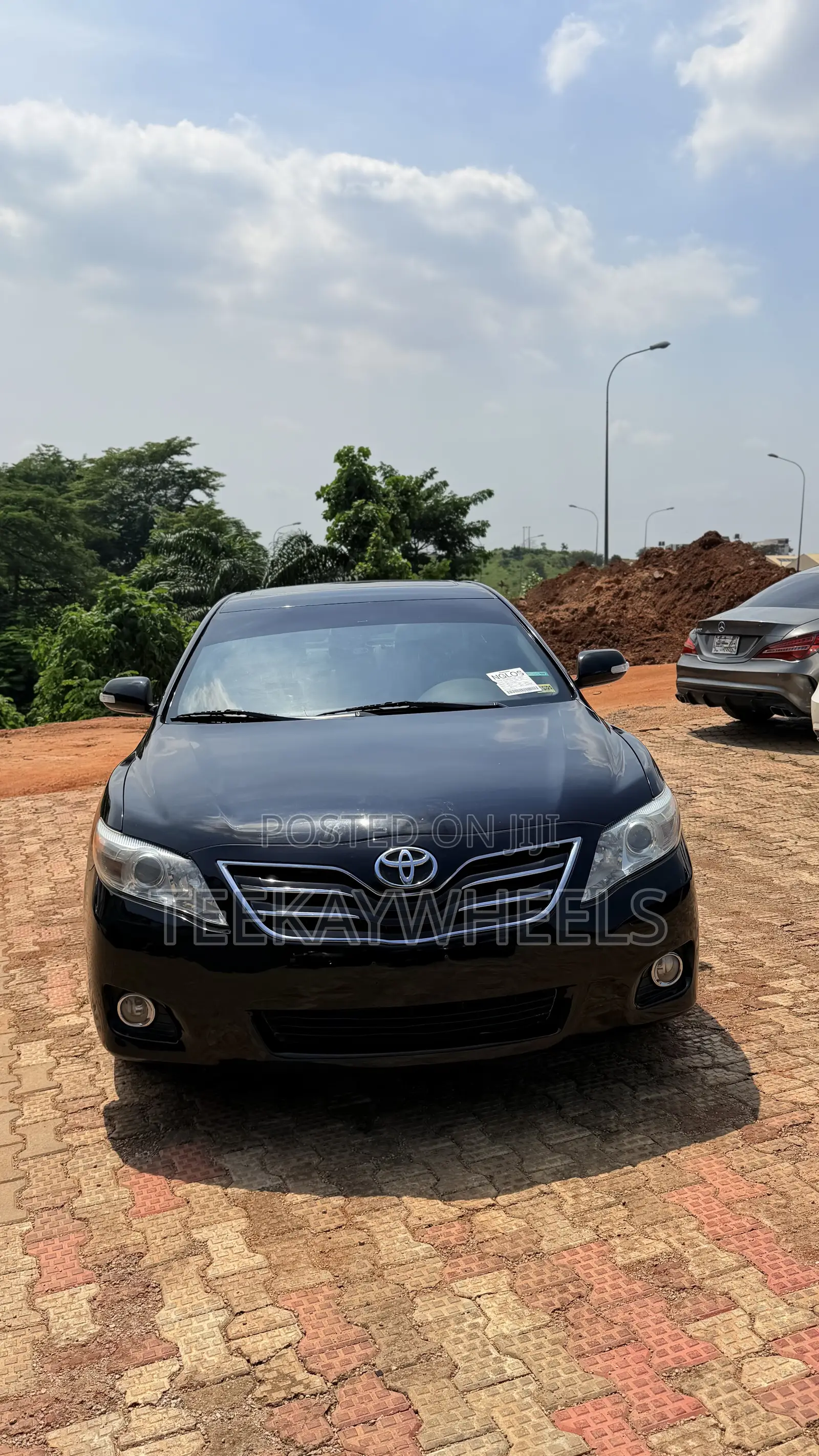 Toyota Camry XLE 4dr Sedan (2.5L 4cyl 6A) 2011 Black