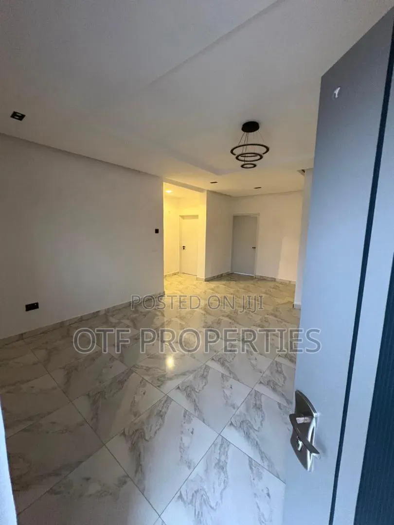 3bdrm Apartment in Wuye for sale