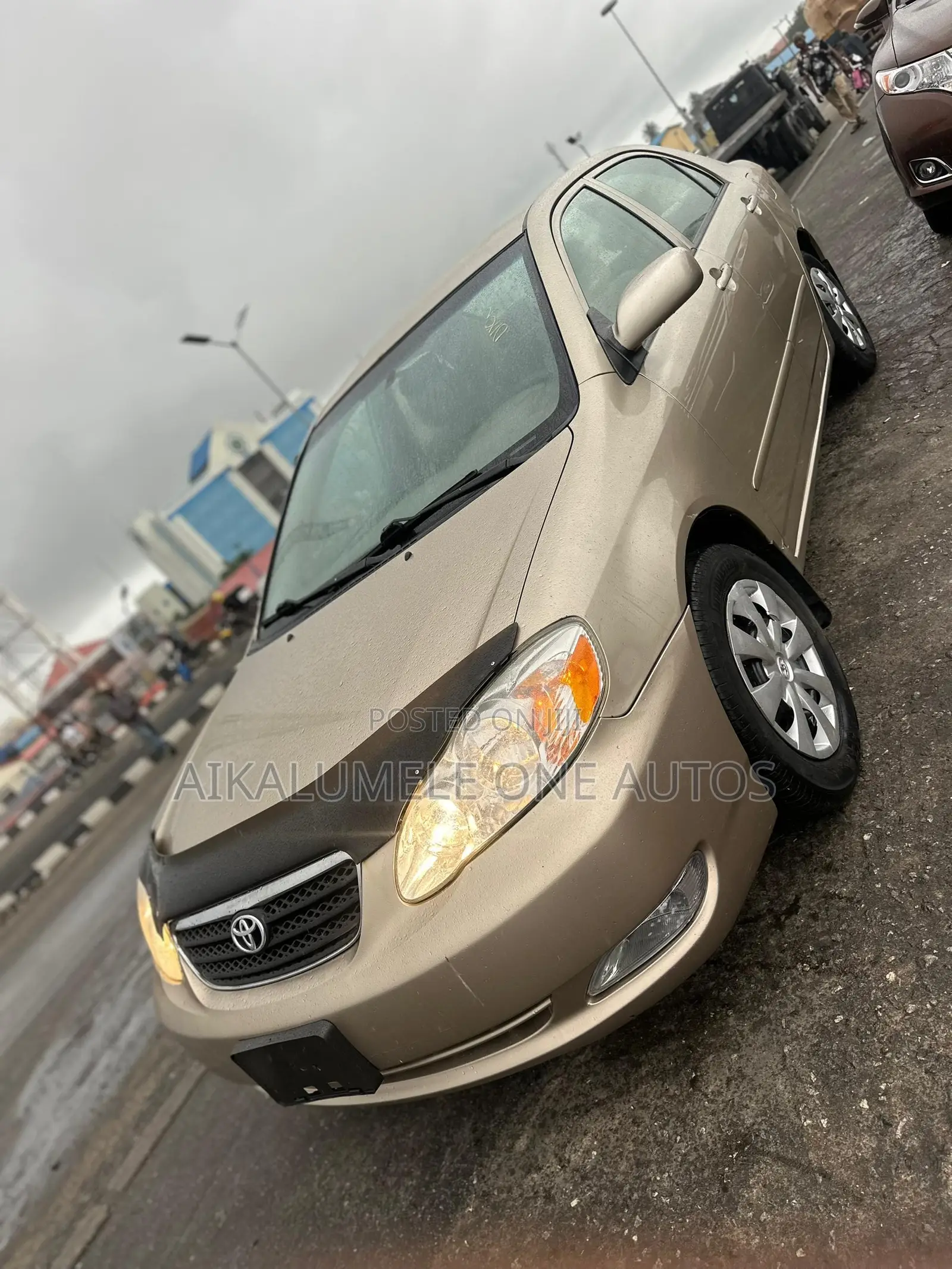 Toyota Corolla LE 2007 Gold
