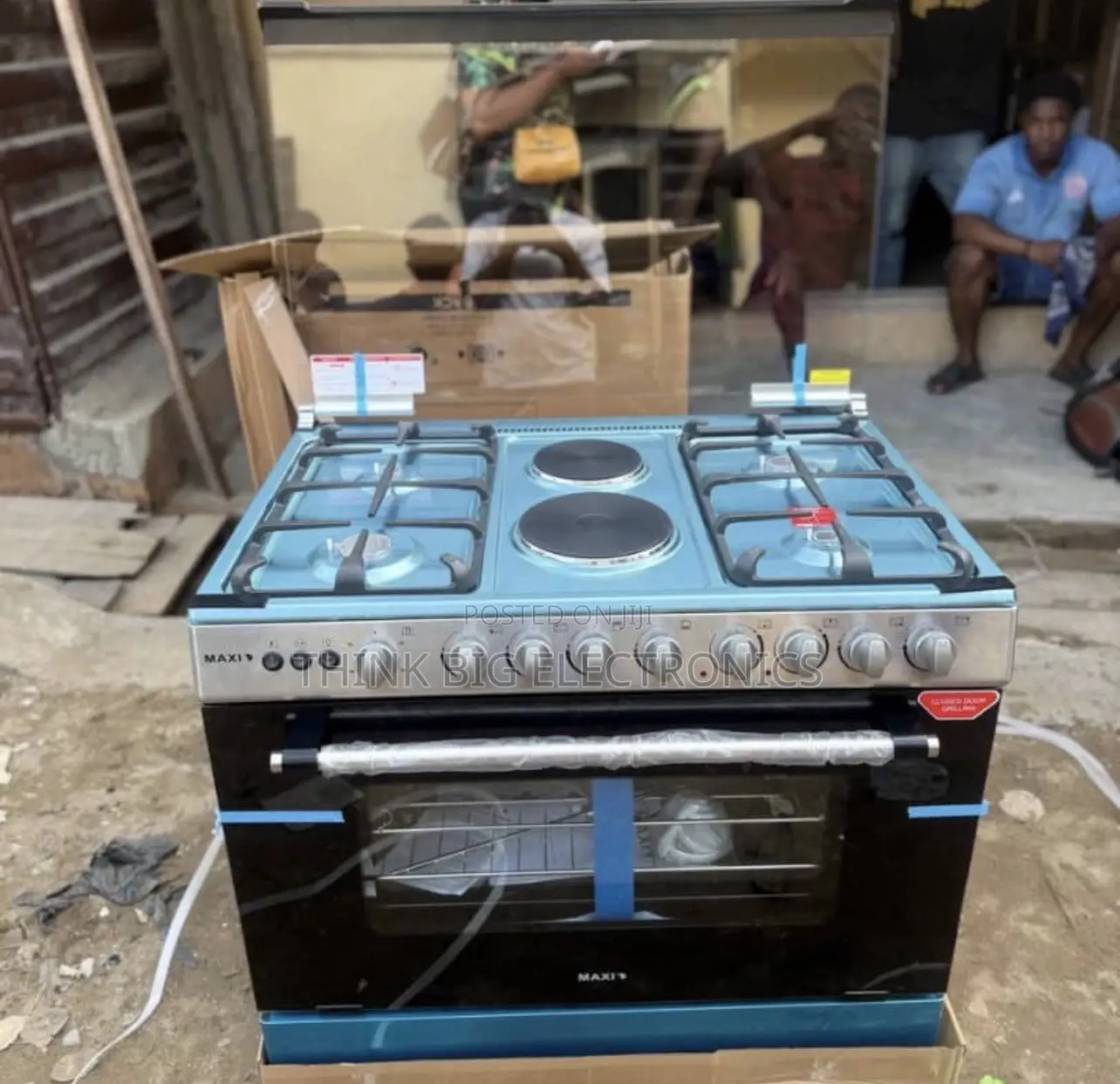Maxi 4 Gas Burners + 2 Electric Hotplates Standing Gas Cooker