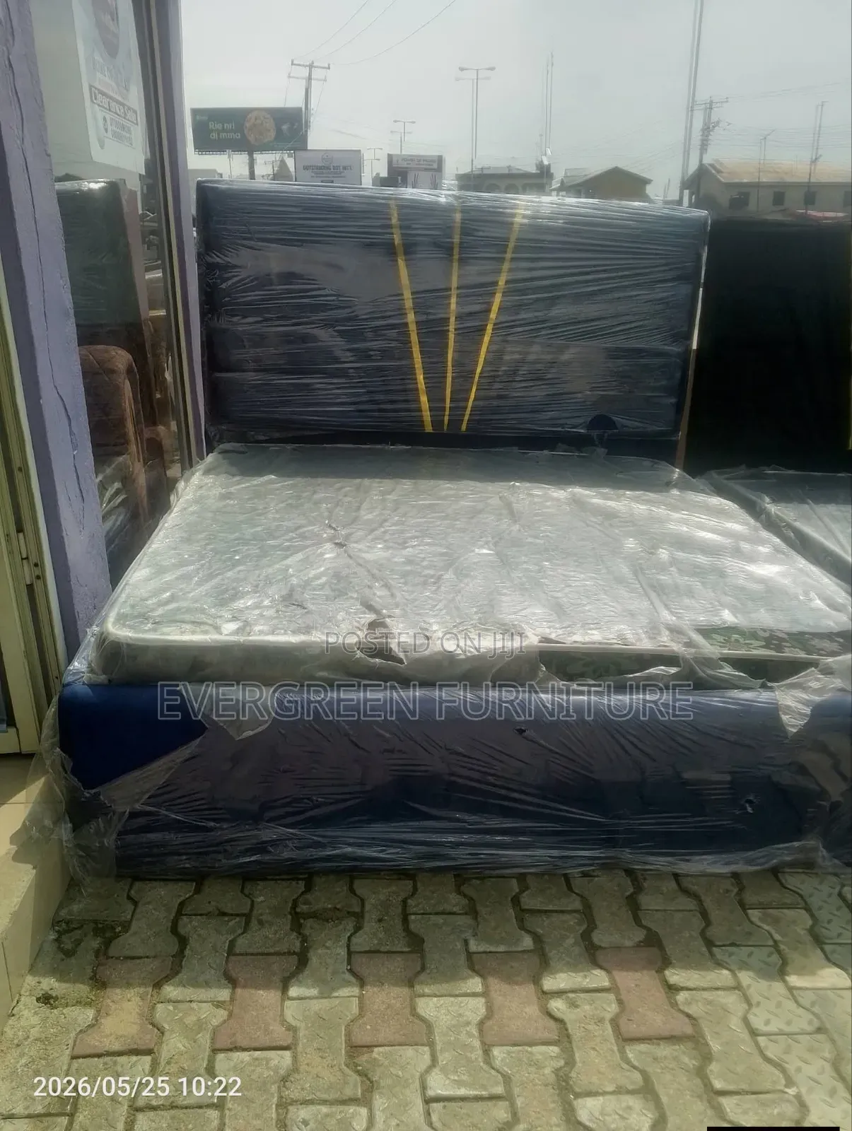 3h Foam Padded Bedframe