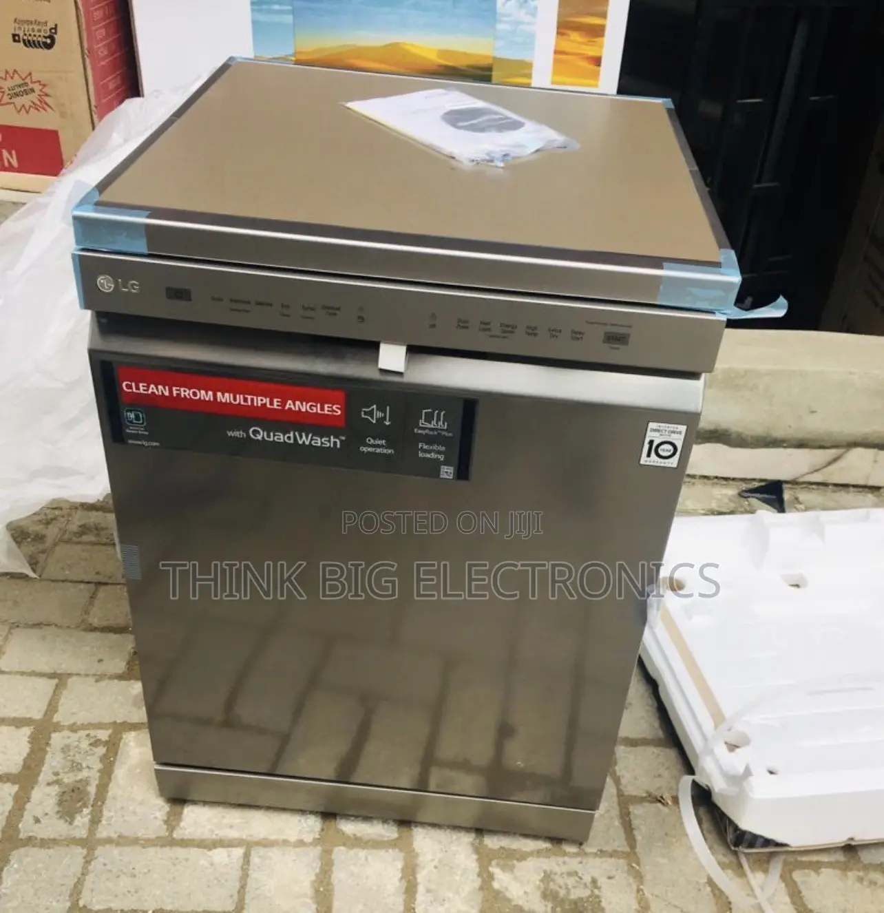 LG QuadWash Free-Standing Dishwasher - Platinum Silver