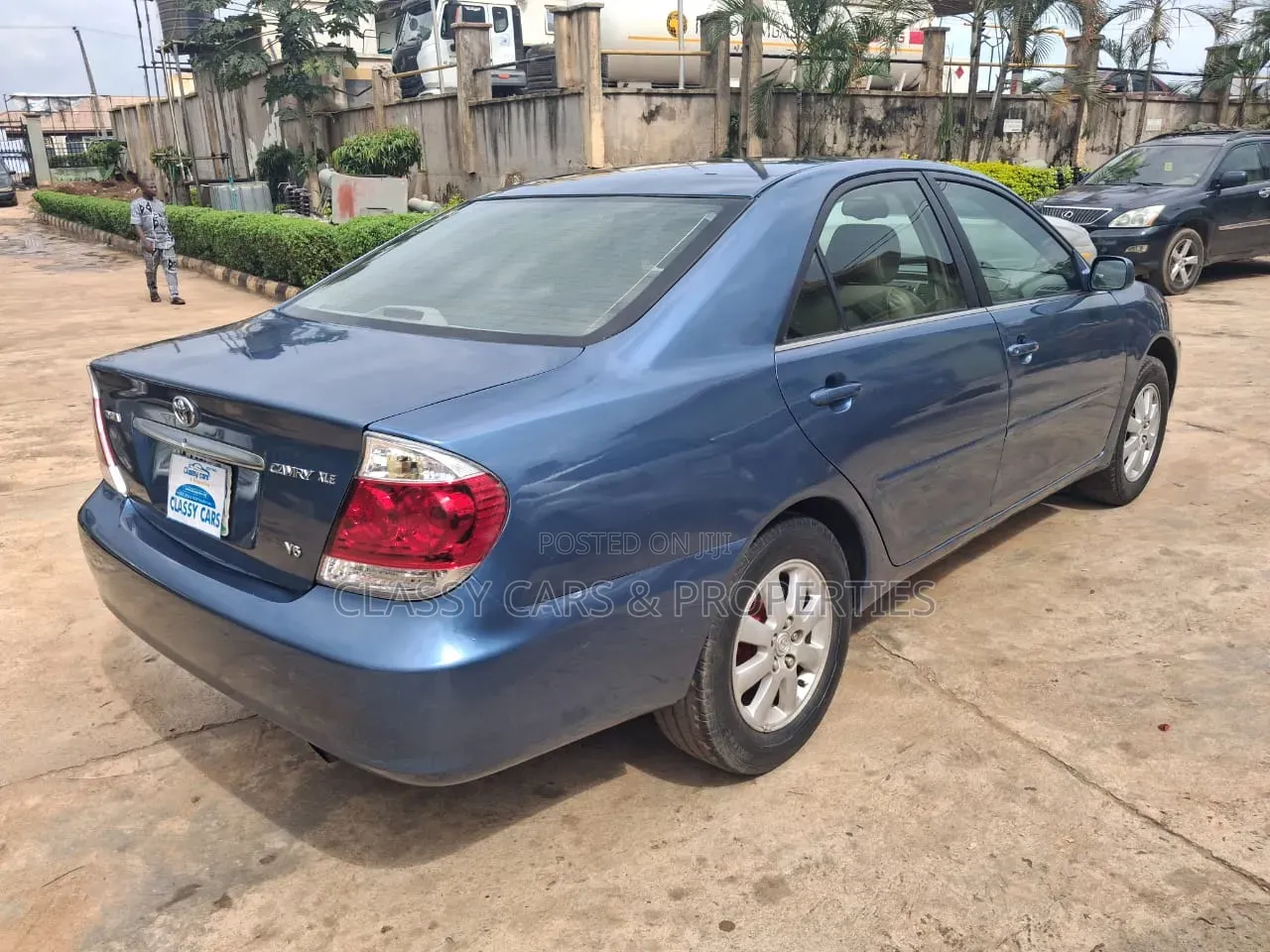 Toyota Camry XLE V6 Sedan (3.0L 6cyl A5) 2003 Blue