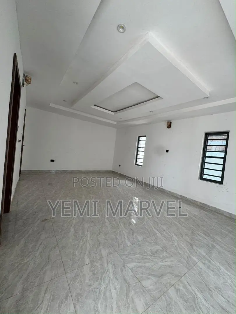 4bdrm Bungalow in Onikoko Gra, Agodi, for sale