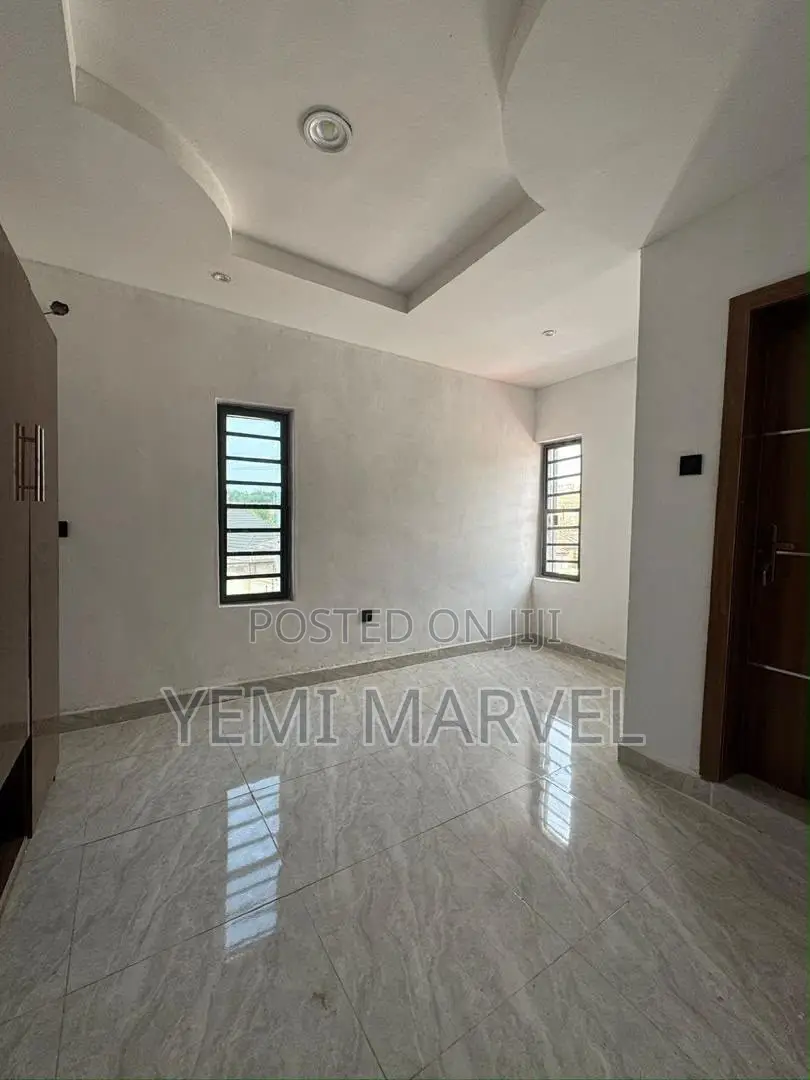 4bdrm Bungalow in Onikoko Gra, Agodi, for sale