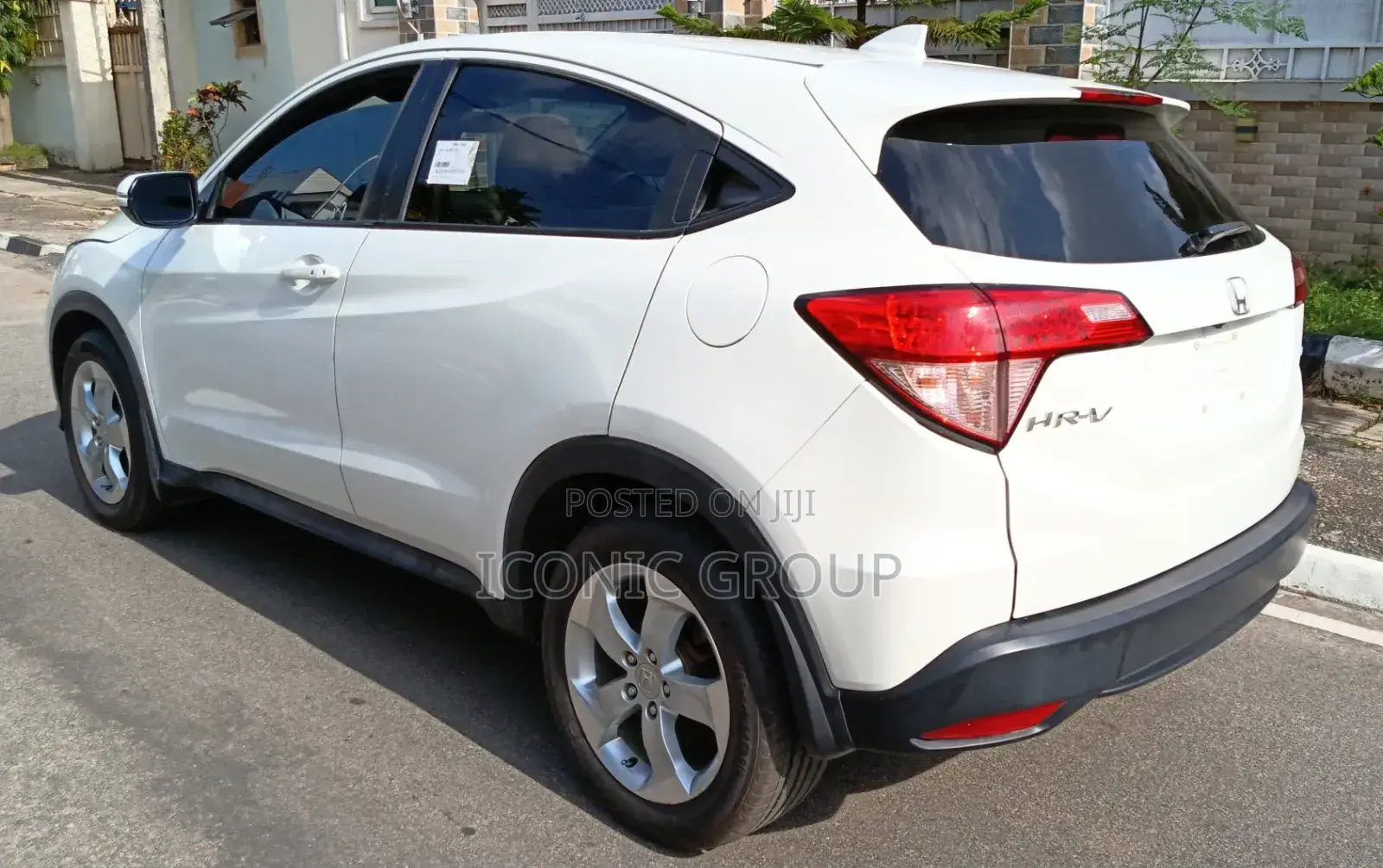Honda HR-V 4dr SUV (1.5L 4cyl CVT) 2016 White
