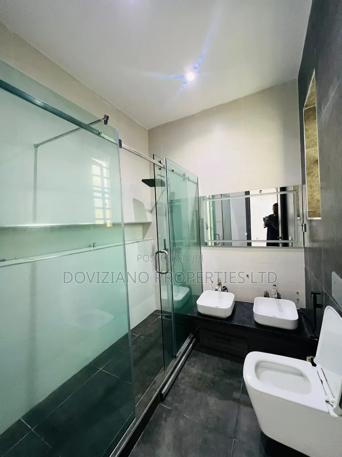 5bdrm Duplex in Sangotedo for rent