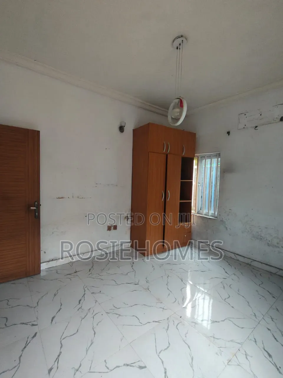 2bdrm Block of Flats in Igbojia Estate, Elemoro for rent