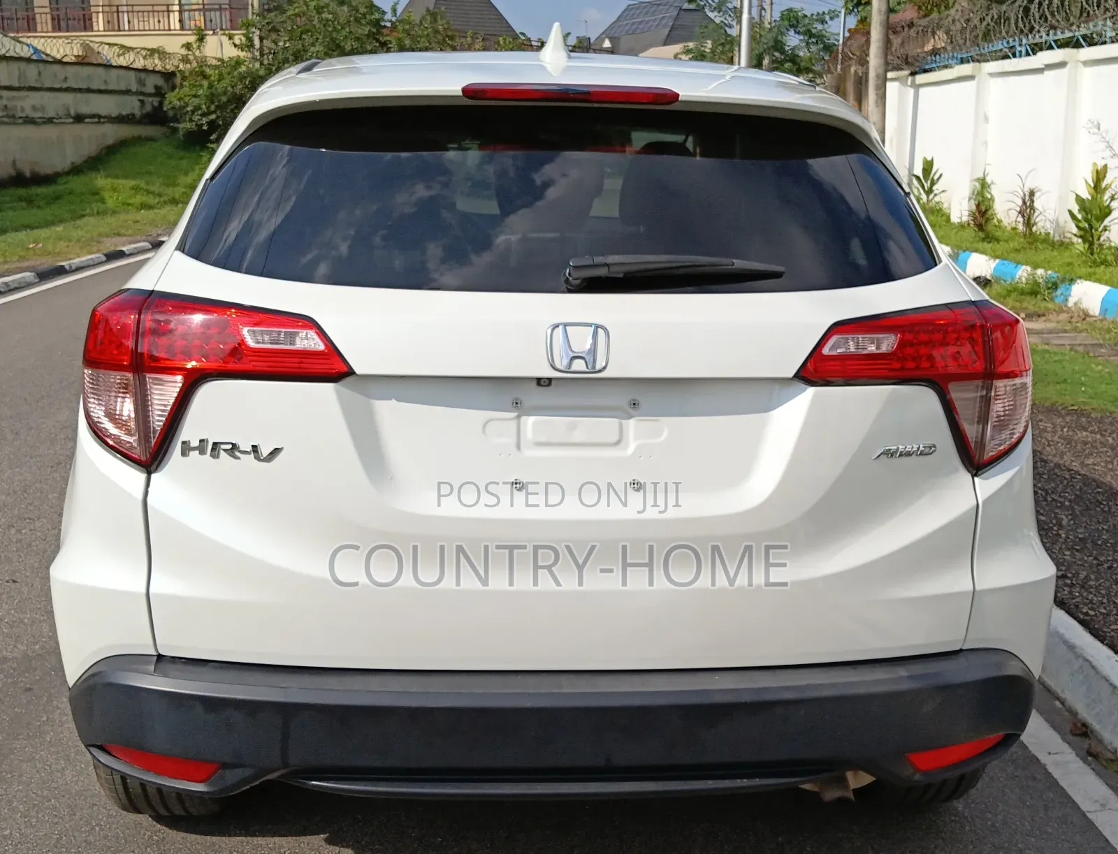 Honda HR-V 4dr SUV (1.5L 4cyl CVT) 2016 Off white