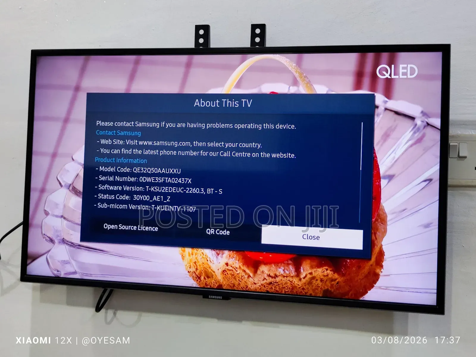 32" Inches Samsung Qled Sleek Smart TV