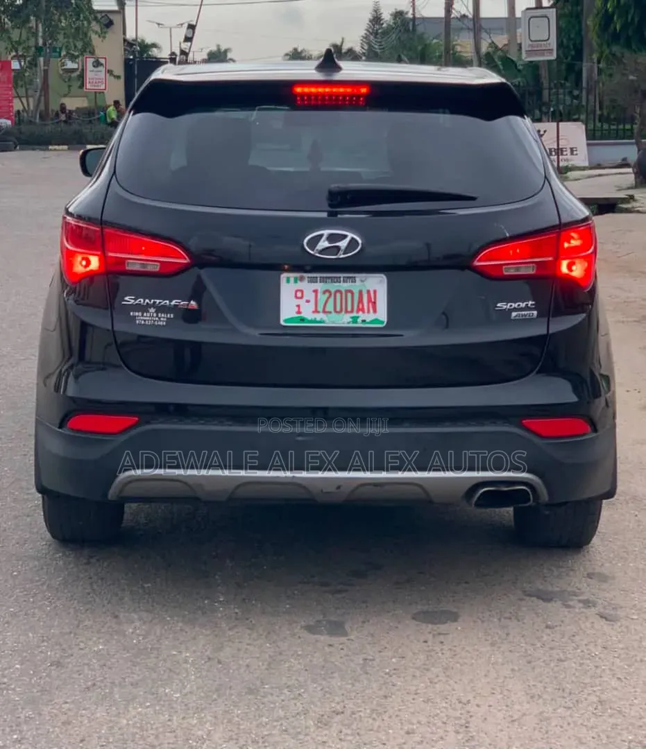Hyundai Santa Fe 2013 Black