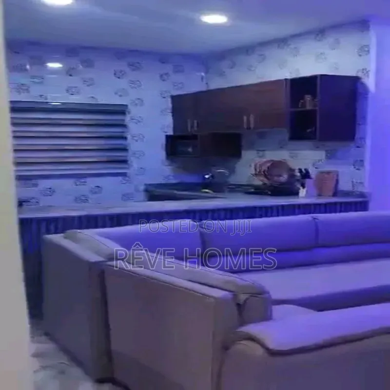 Furnished 2bdrm Block of Flats in Shomolu / Shomolu for rent