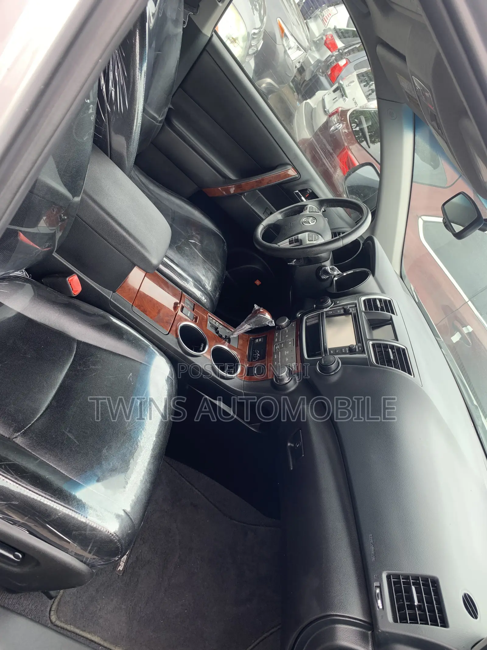 Toyota Highlander Limited 3.5l 4WD 2013 Silver
