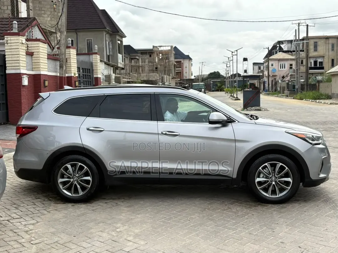 Hyundai Santa Fe Limited Ultimate AWD 2017 Silver