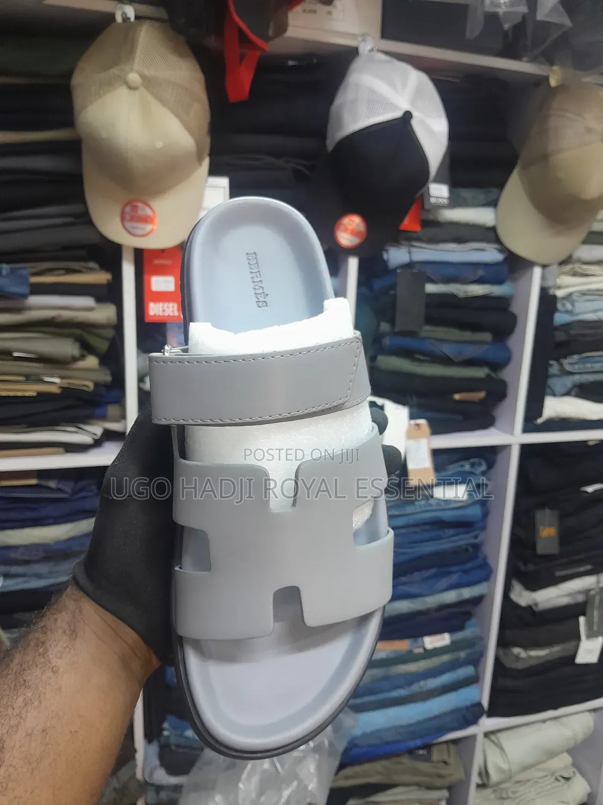 Luxury Leather Hermes Chypre Sandals - Grey