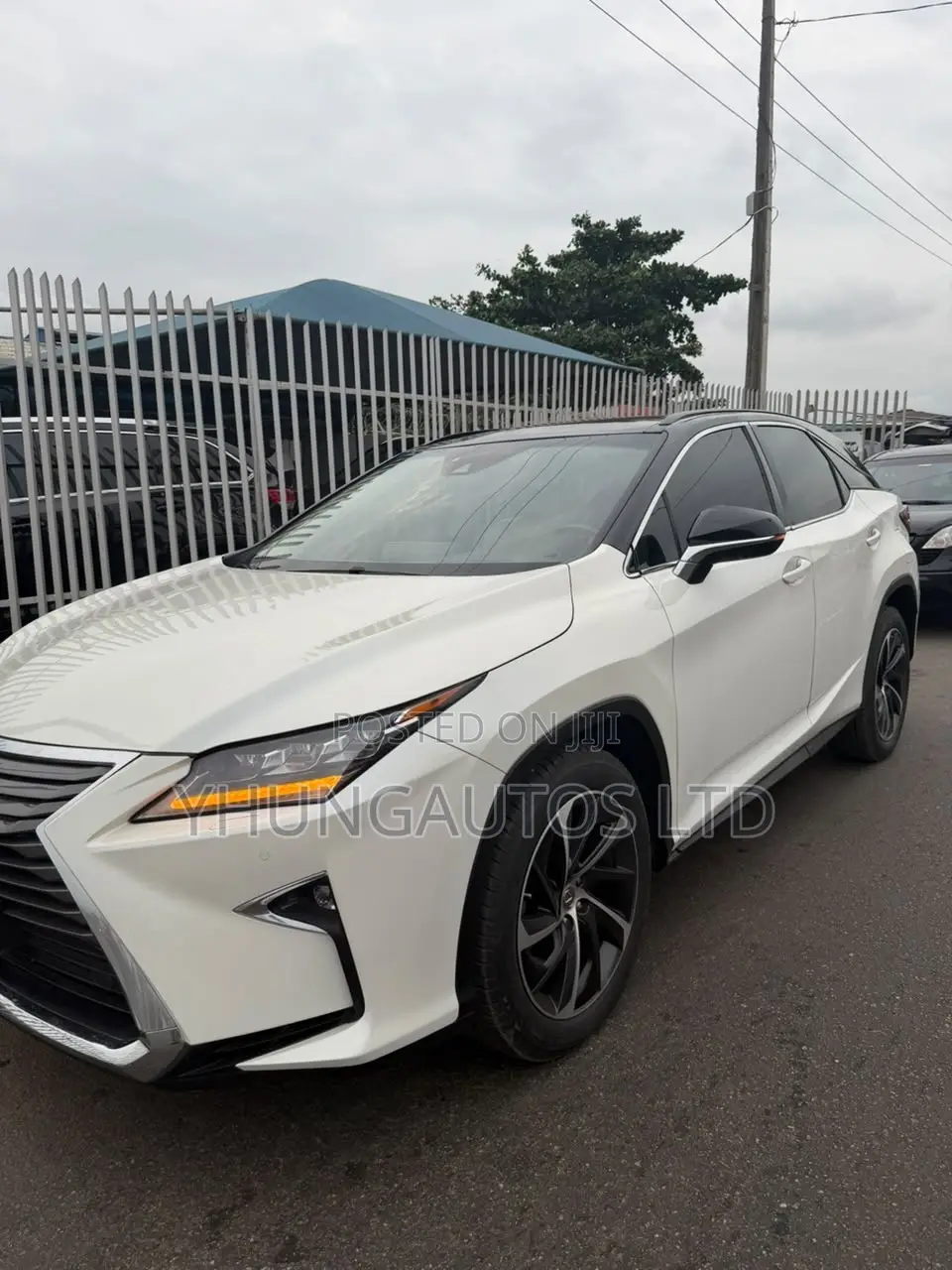Lexus RX 350 AWD 2017 White