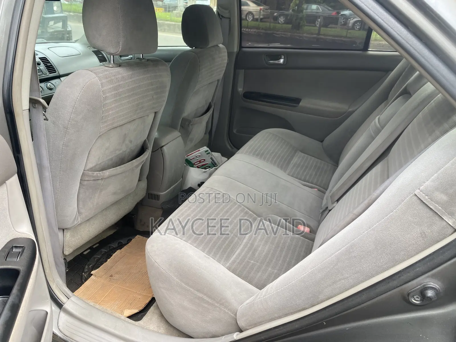 Toyota Camry LE 4dr Sedan (2.4L 4cyl 5A) 2005 Gray