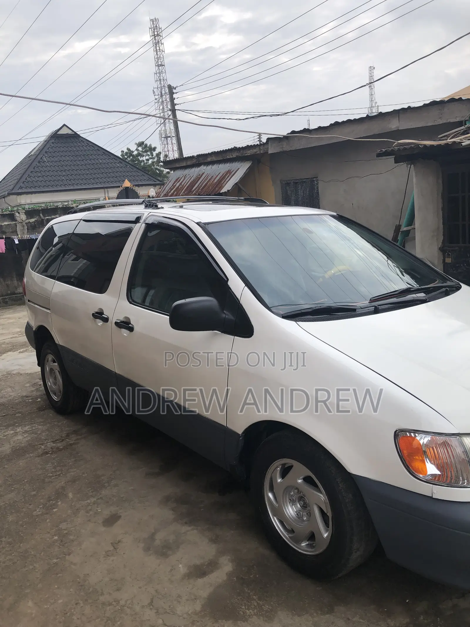 Toyota Sienna 2002 White