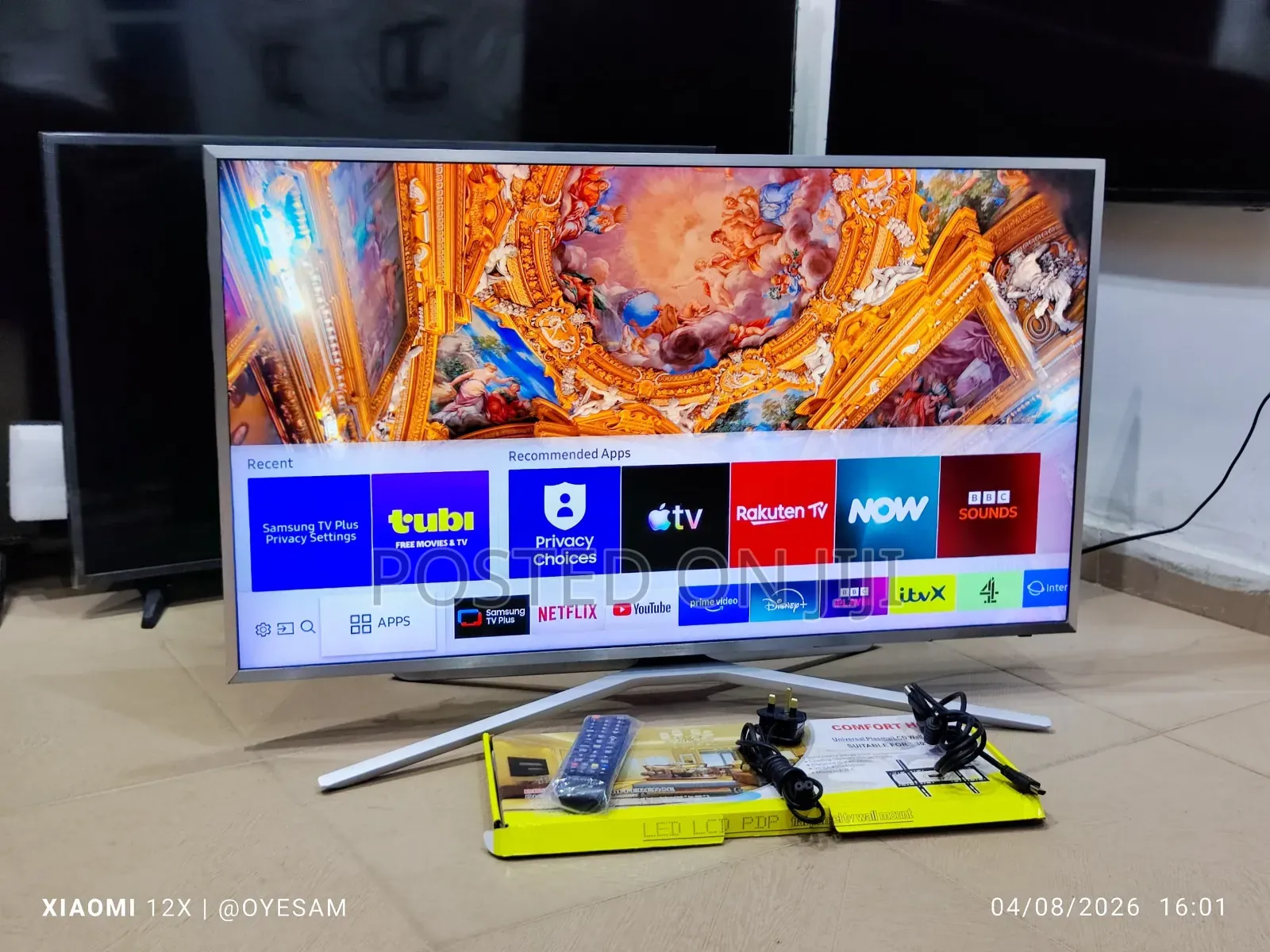 40" Inches Samsung Crystal Clear Premium Uhd HDR Sleek Smart TV