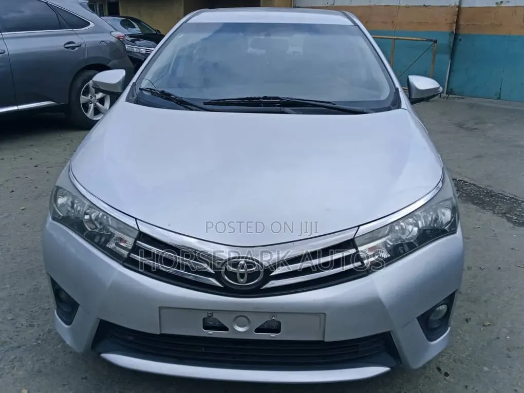 Toyota Corolla 2016 Silver