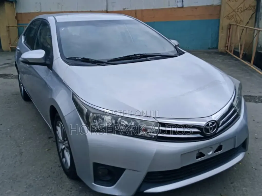 Toyota Corolla 2016 Silver