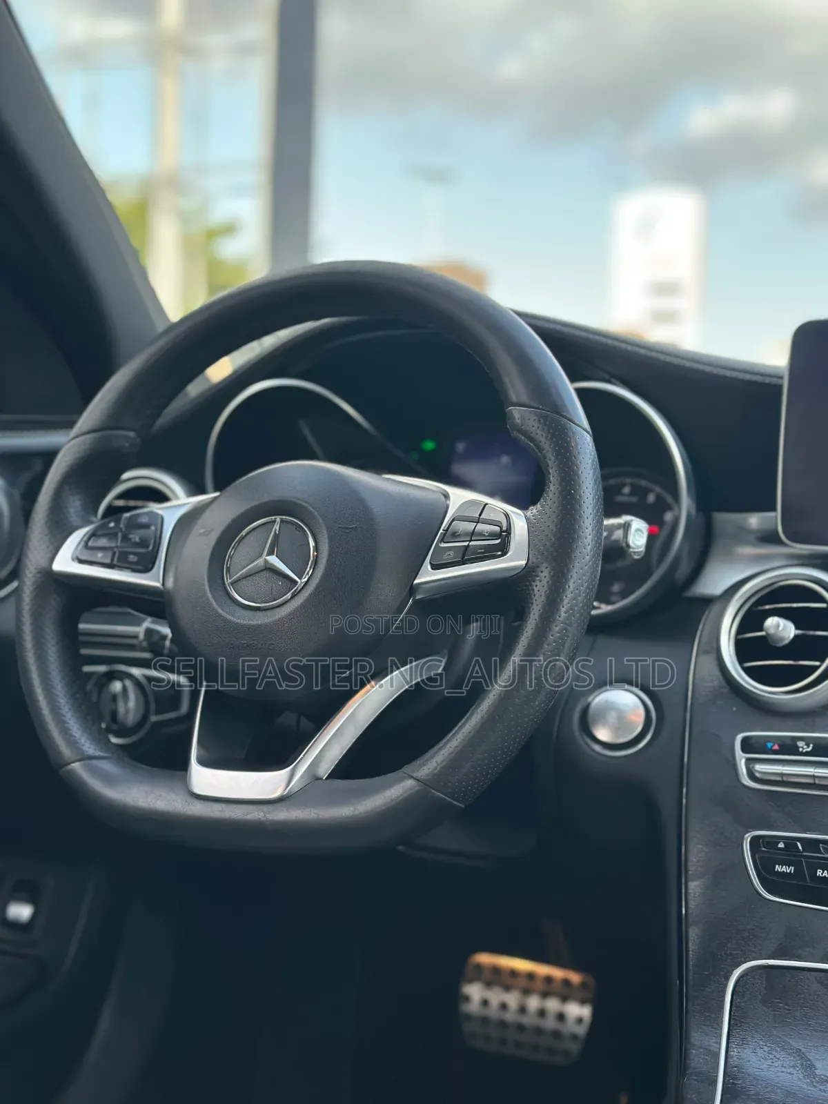 Mercedes-Benz C300 2016 Black