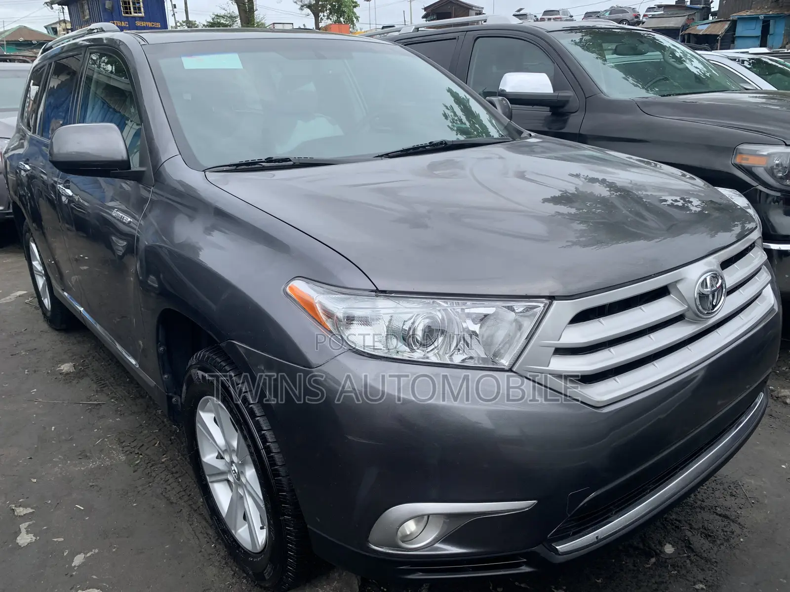 Toyota Highlander Limited 3.5l 4WD 2013 Gray