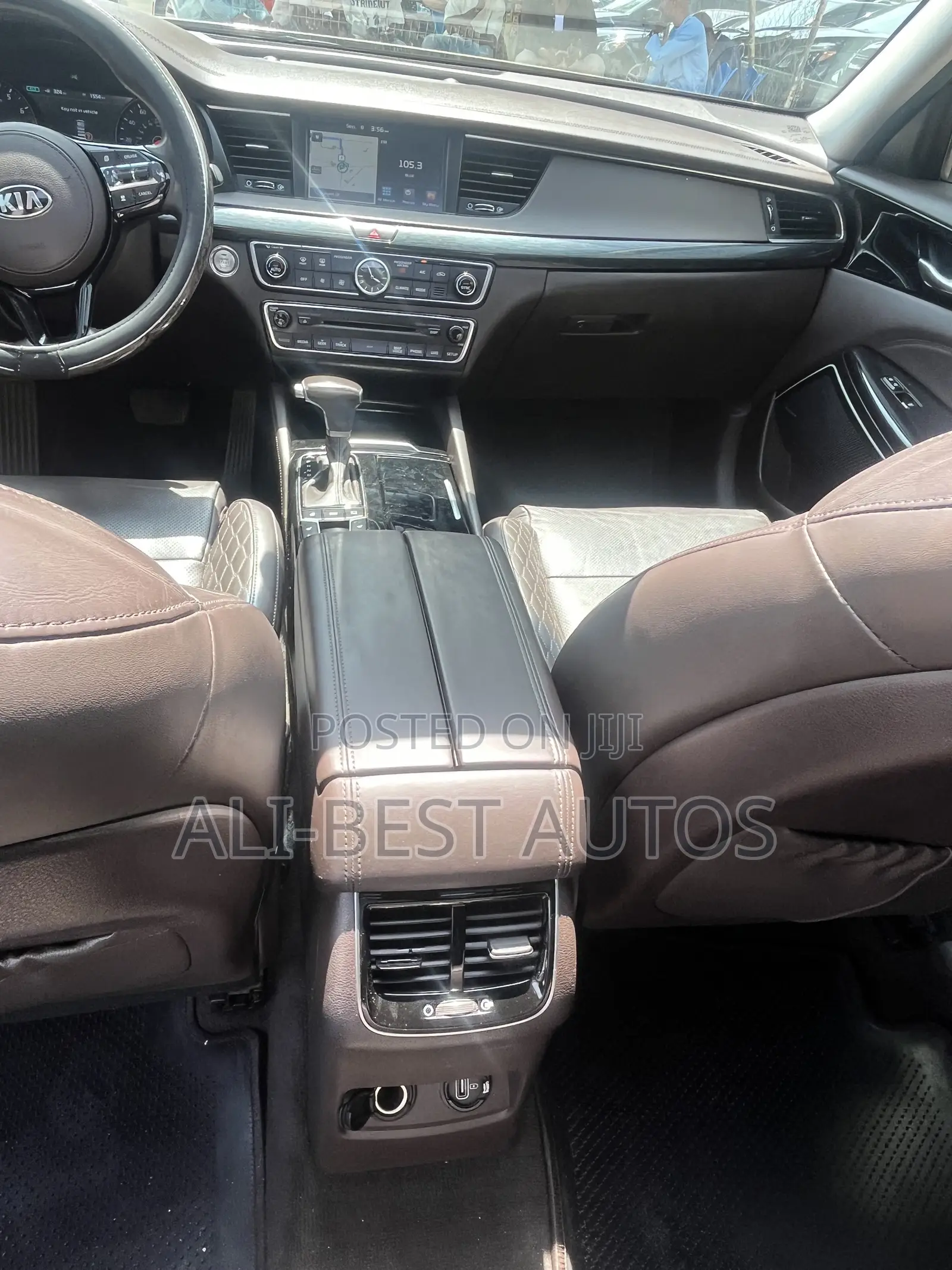Kia Cadenza 2017 Brown