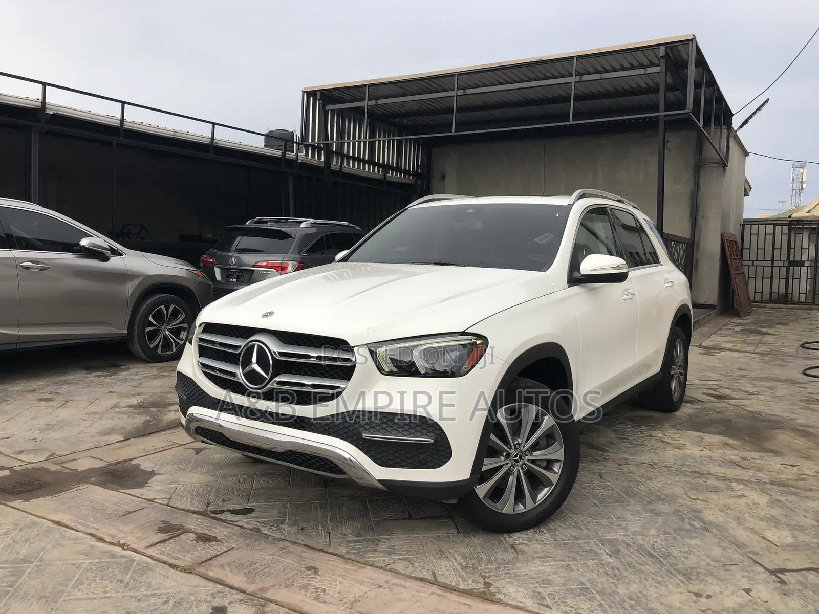 Mercedes-Benz GLE-Class 2019 White