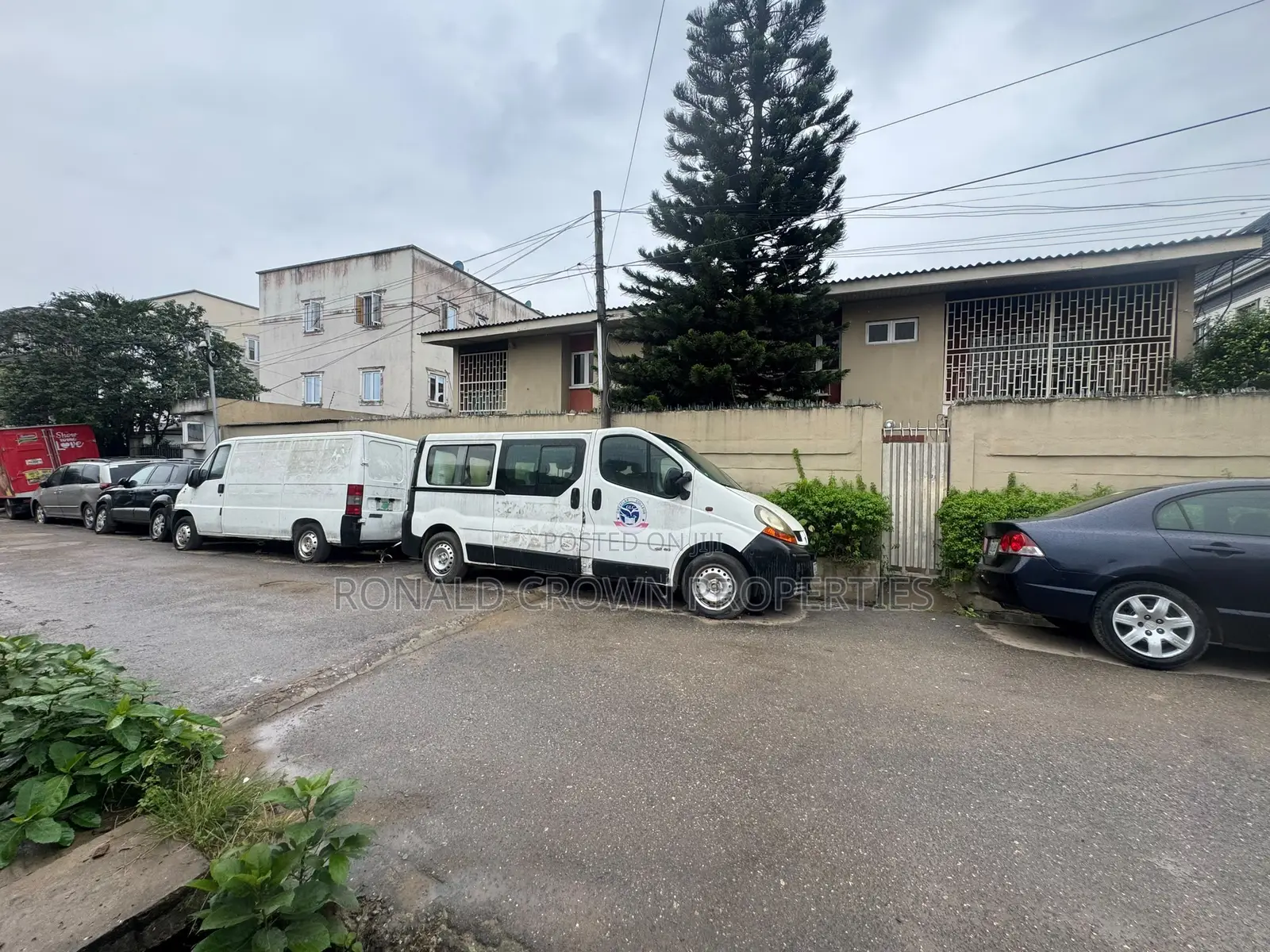 2bdrm Block of Flats in Coker Road for sale