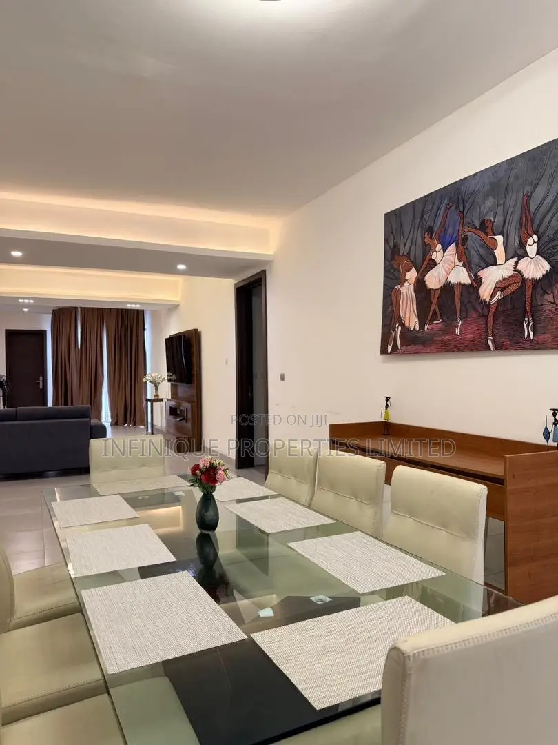 4bdrm Apartment in Victoria Island for rent