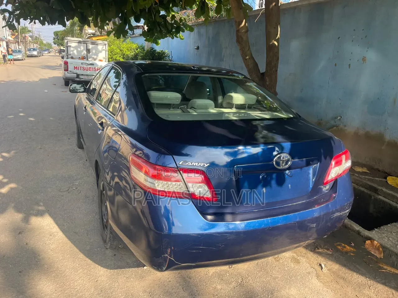 Toyota Camry LE 4dr Sedan (2.5L 4cyl 6A) 2011 Blue