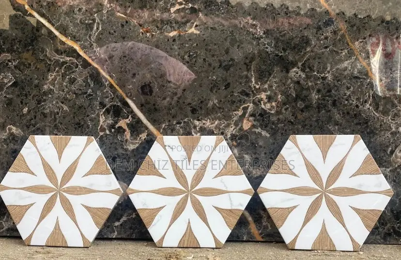 Hexagon Tiles (Llama Flower Loire Floor)