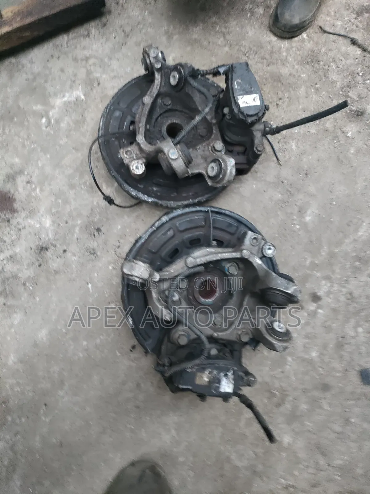 Rear Hub With ABS Sensor for Chevrolet Traverse 2016