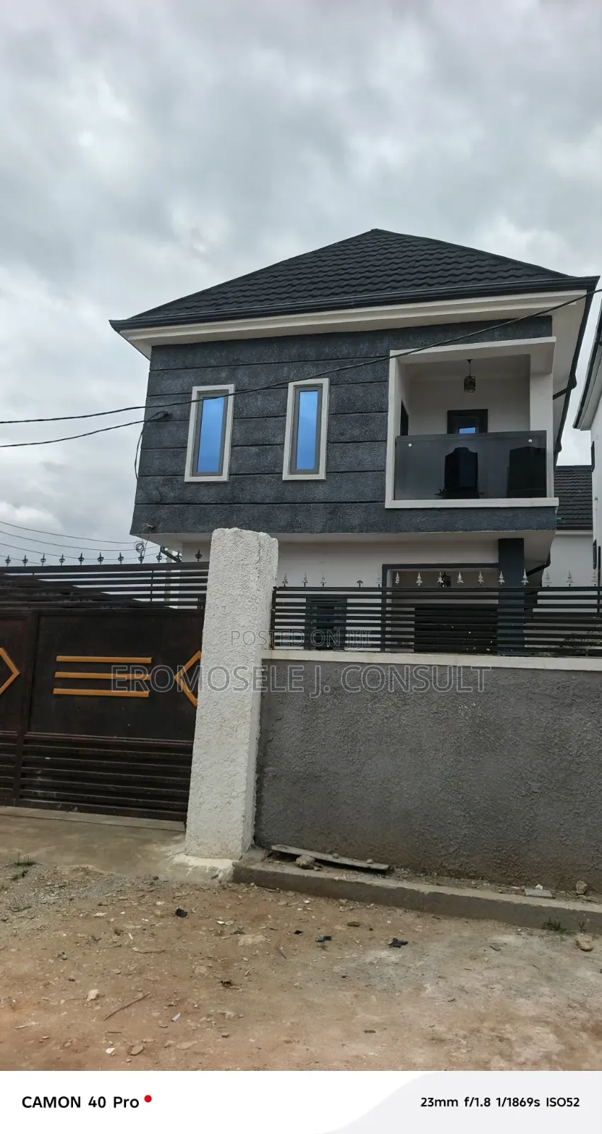 3bdrm Duplex in Gowon Estate, Egbeda for sale