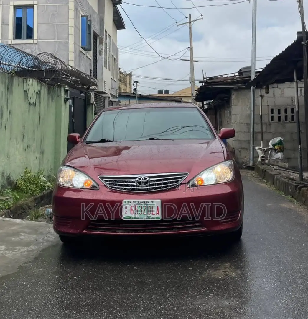Toyota Camry LE 4dr Sedan (2.4L 4cyl 5A) 2005 Burgundy