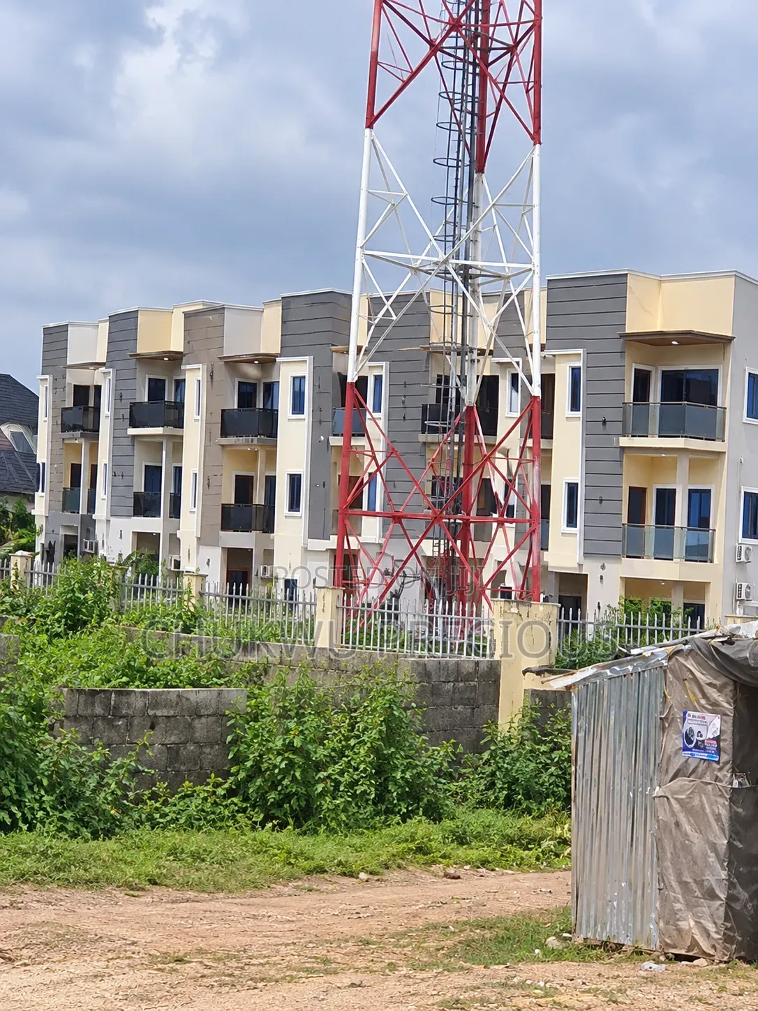 4bdrm Townhouse/Terrace in Happy Place, Kuje for sale