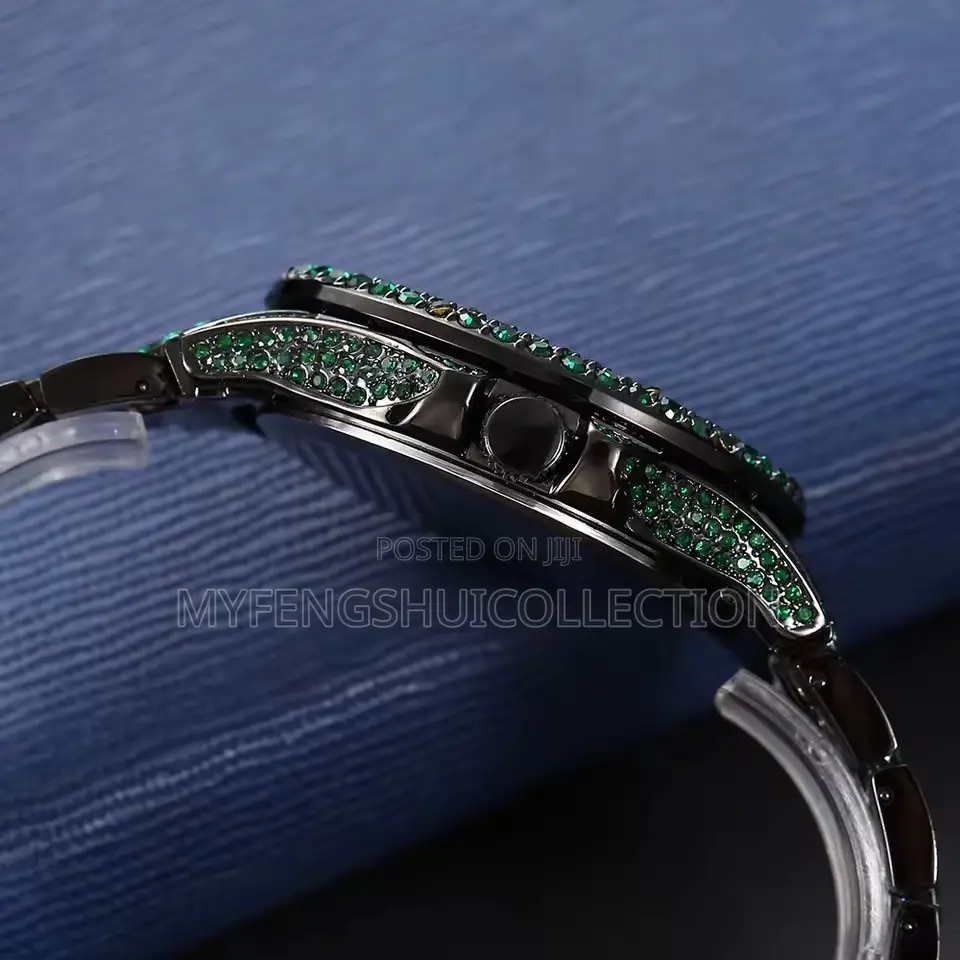 Missfox Green Luxury Diamond Iced Out Wrist Watch