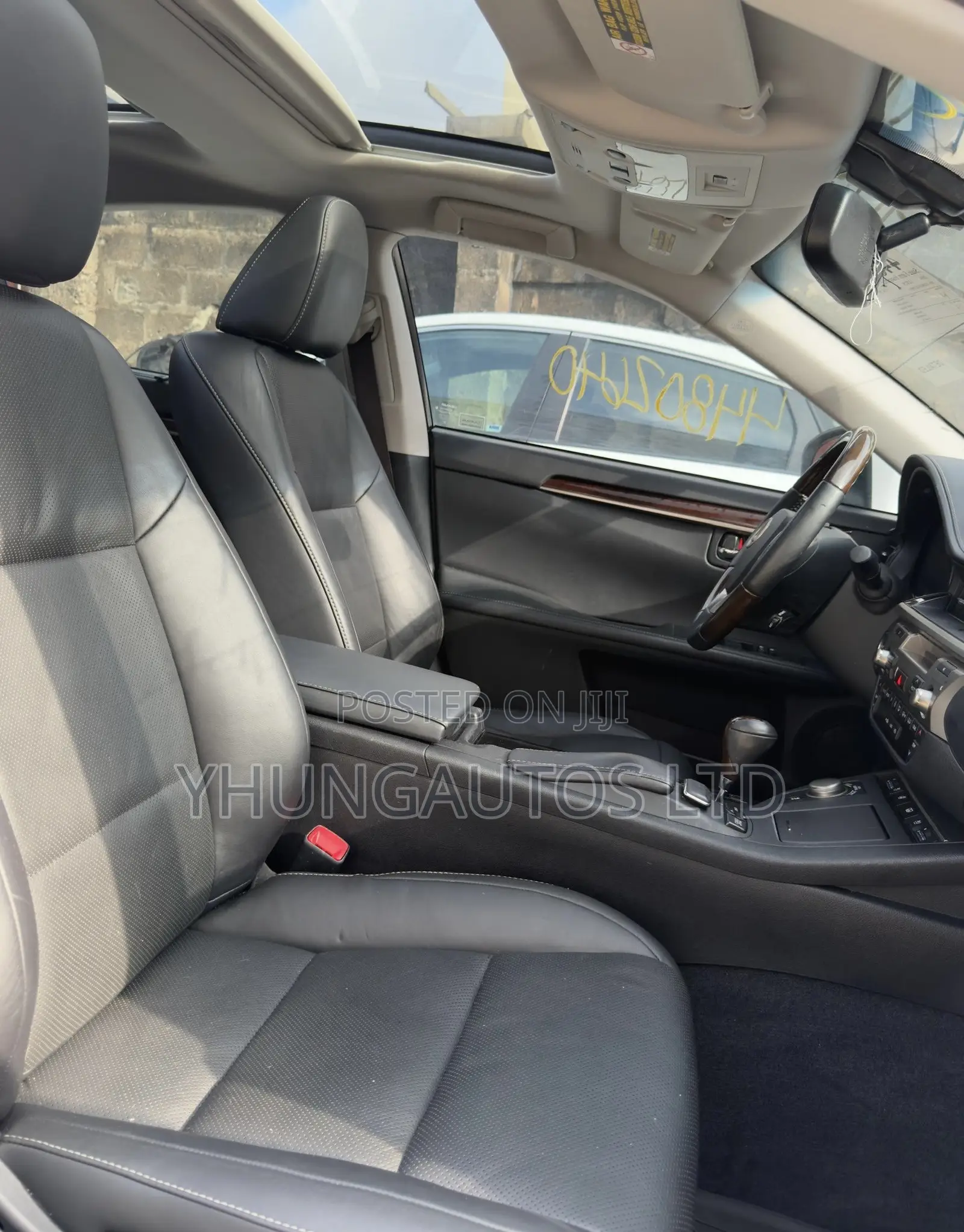 Lexus ES 350 FWD 2014 White