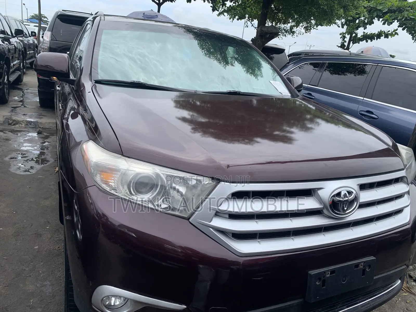Toyota Highlander Limited 2012 Burgundy